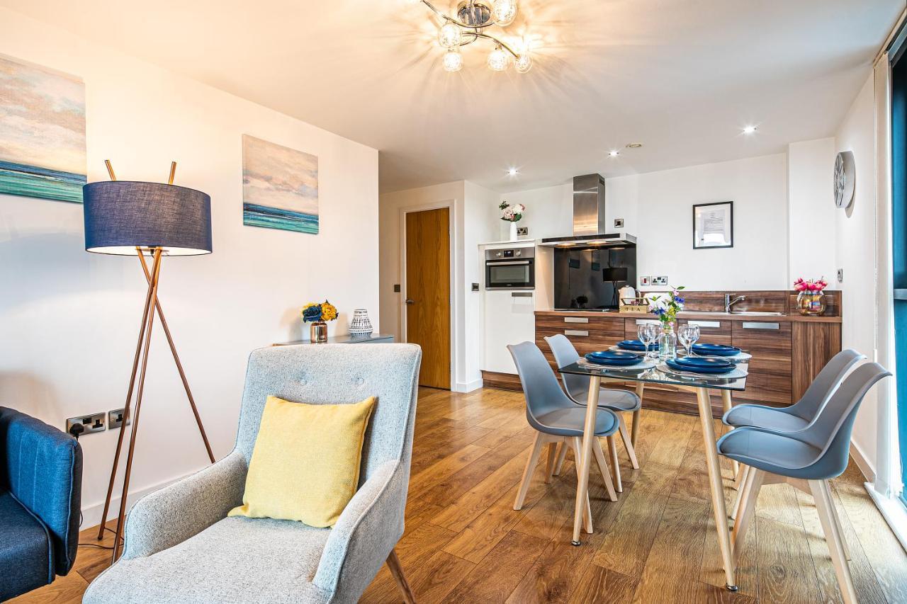 Apartment Free Parking, Iquarter Luxe 2 Bed - Available & Book Today Sheffield